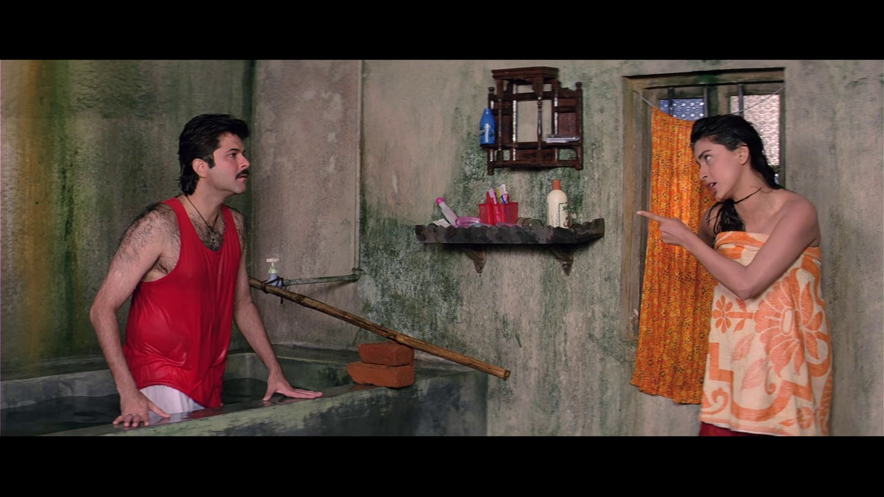 Loafer (1996) AMZN WEB-DL Hindi 720p HEVC DDP 2.0 ESub.mkv.0000